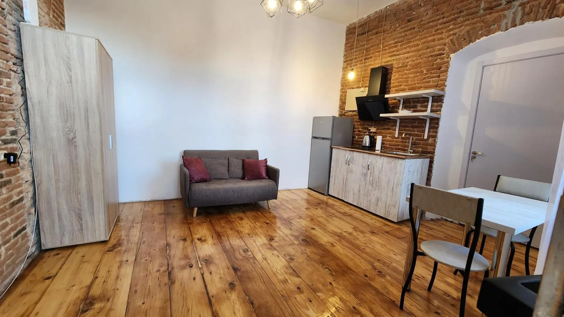 Cozy Apartment In Old Tbilisi Georgia